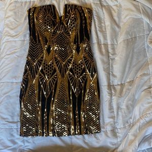 Fashion Nova Small Strapless Bodycon Dress (Black/Gold) worn once